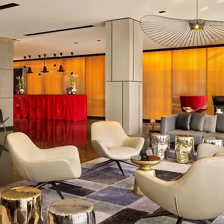 Park Plaza London, Park Royal Hotel Londýn