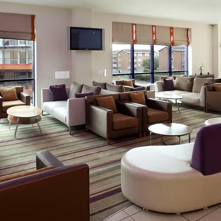 Hotel Express - Newbury Park, An Ihg Londra