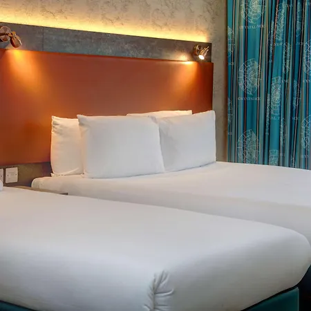 Hotel Western Queens Crystal Palace
