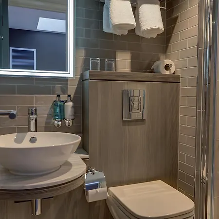 Hotel Western Vauxhall 4*