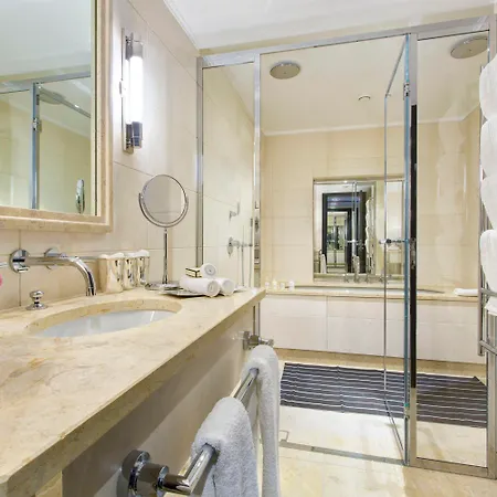 Hotel The Franklin - Starhotels Collezione 5*