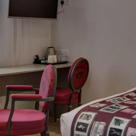 Hotel Western Wembley 4*
