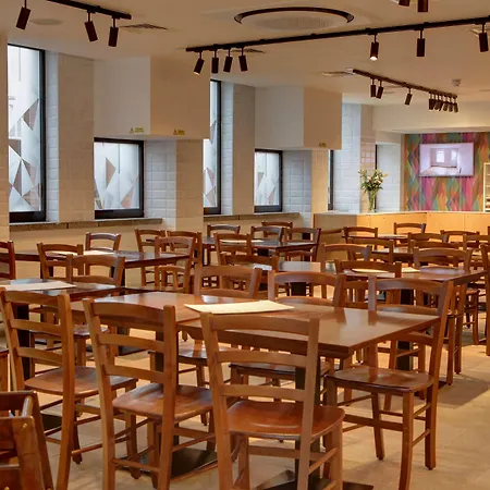 Western Wembley Hotel 4*