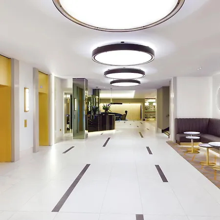 Hotel Palace