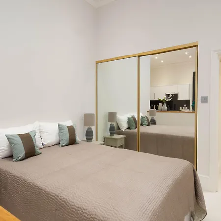 Queensgate Court Appart hôtel 4*
