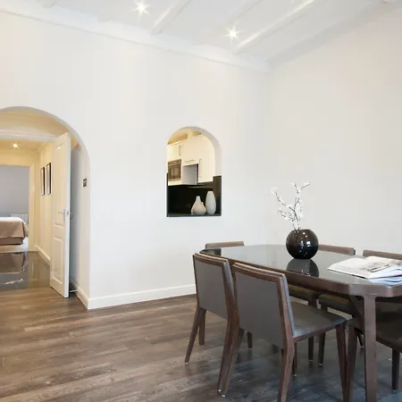 Queensgate Court Aparthotel Londra