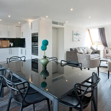 Apart-hotel Manson Place 4*