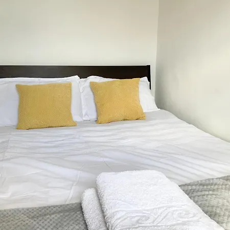 Shenley Road Holiday home Hounslow