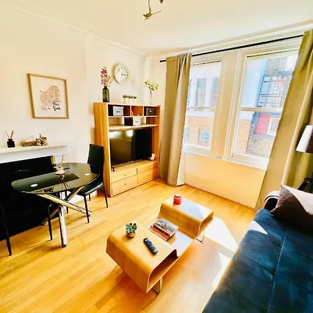 Covent Garden Location! London