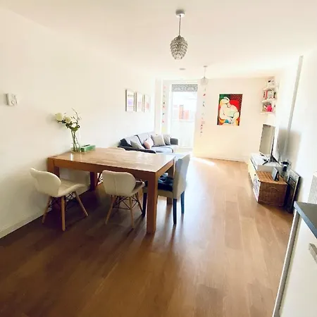 Apartment Stylish 2bed2bath Flat Roof Garden View *