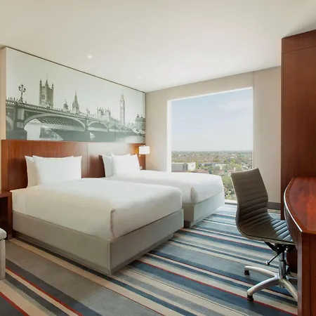 Hyatt Place West London Hayes