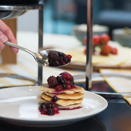 Staybridge London-vauxhall By Ihg 4*