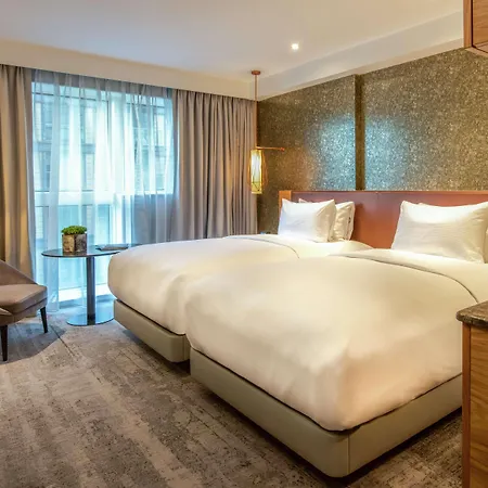 Lincoln Plaza London, Curio Collection By Hilton Hotel