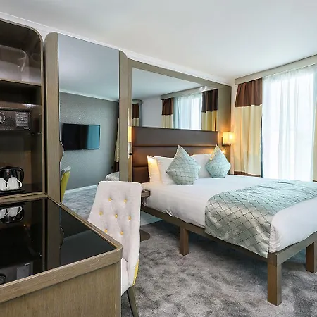 Atrium Heathrow Otel 4*