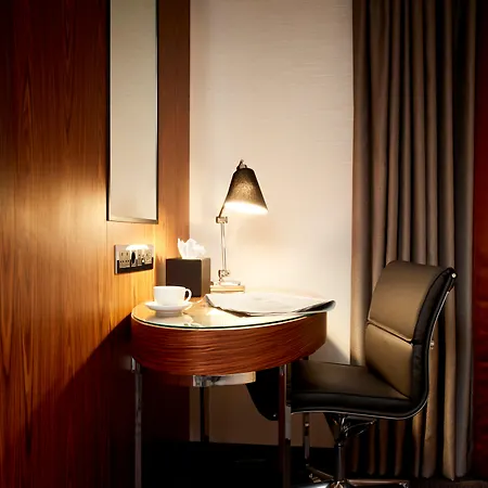 Hyatt Regency Embankment 4*