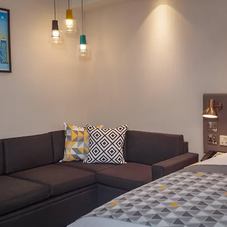 London Heathrow - Bath Road By Ihg Hotel 4*