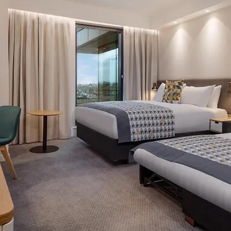 London Heathrow - Bath Road By Ihg West Drayton (Middlesex)