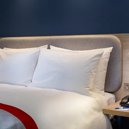 Express - London Heathrow T4 By Ihg 4* Hillingdon