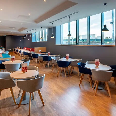 Express - London Heathrow T4 By Ihg