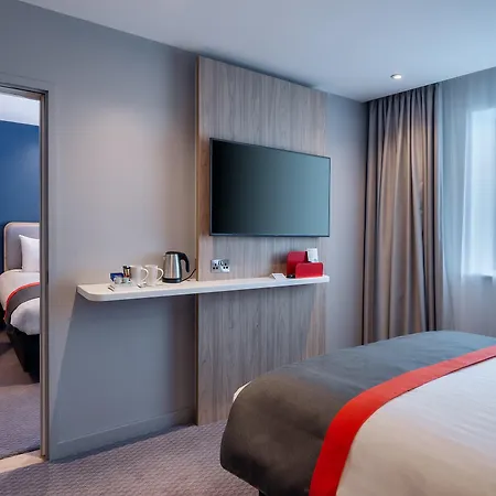 Hotel Express - London Heathrow T4 By Ihg