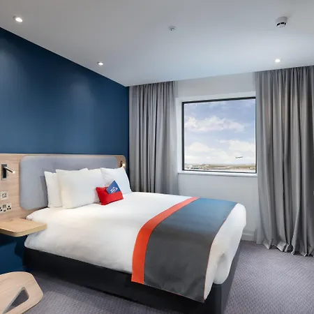 Express - London Heathrow T4 By Ihg 4* Hillingdon