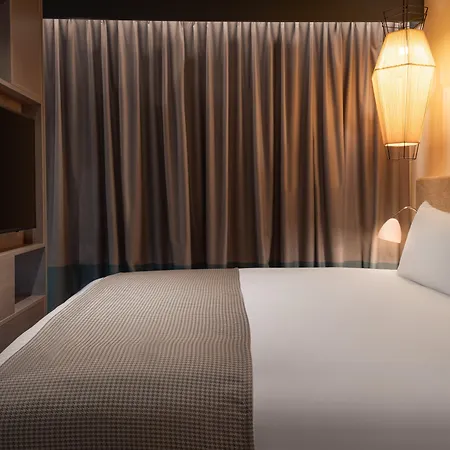 Staybridge London Heathrow - Bath Road, An Ihg Hotel