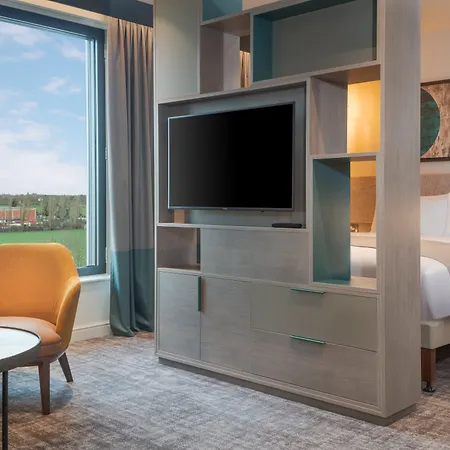 Staybridge London Heathrow - Bath Road, An Ihg Hotel 4*