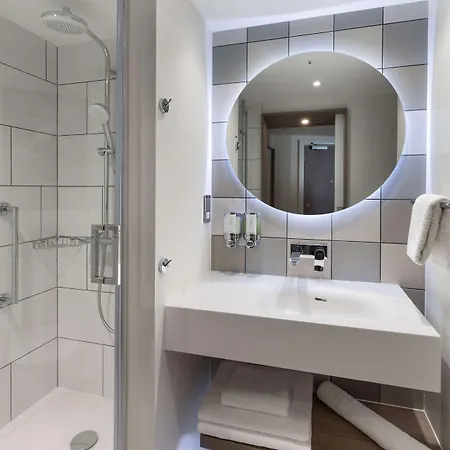 Hampton By Hilton Ealing Hotel London