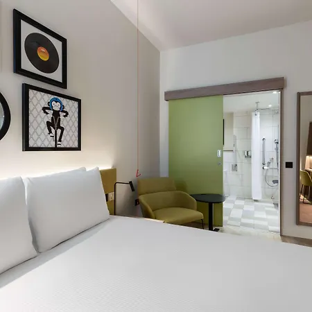 Hotel Hampton By Hilton Ealing London