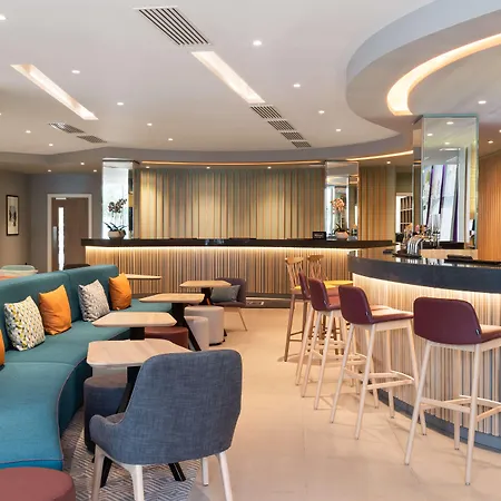 Hampton By Hilton Ealing Hotel