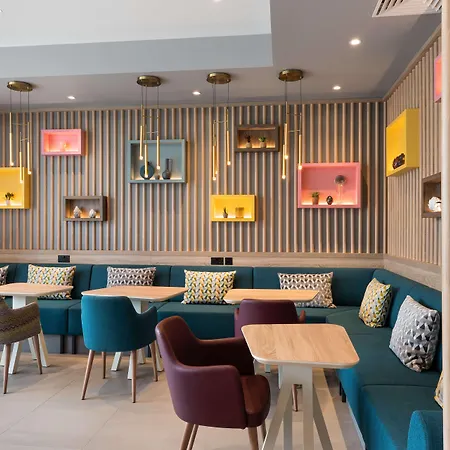 Hotel Hampton By Hilton Ealing London