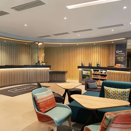 Hampton By Hilton Ealing 4* London