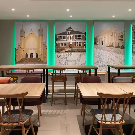 Hampton By Hilton Ealing 4* London