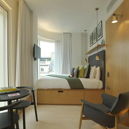 Wilde Covent Garden 4* לונדון