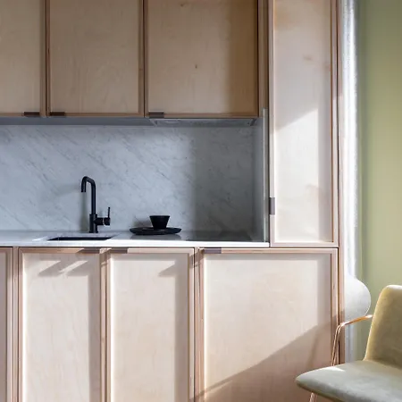 Hotel Locke At Broken Wharf London