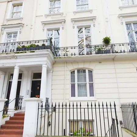 Veeve - Holland Park Avenue Apartment