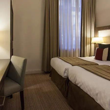 Thistle Holborn Hotel 4*