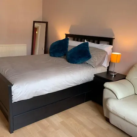 Lovely 1 Bedroom Apartment In Chelsea, London * Londra