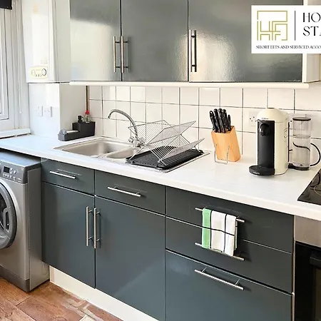 Weekly Or Monthly - Relocation & Business - 4 Guests - By Hofin Stays Short Lets & Serviced Apartment