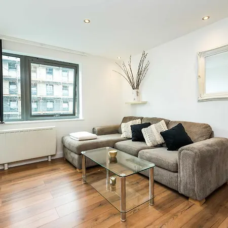 Fast Internet One Bedroom In Greater London, Id Required London