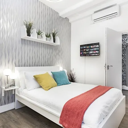 Apartment Two Bedroom In Central With Large Terrace