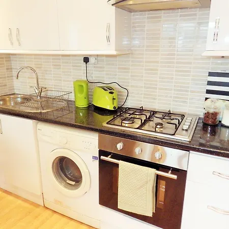 Kings Cross Apartment *