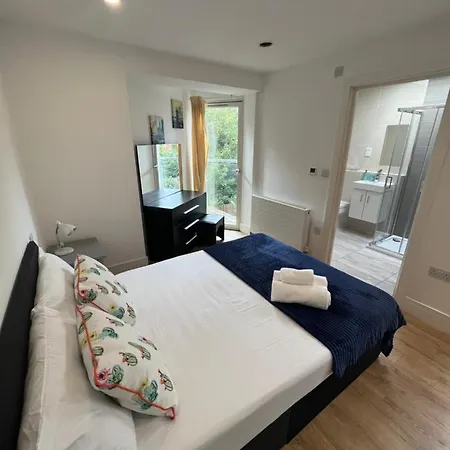 Clapham House London
