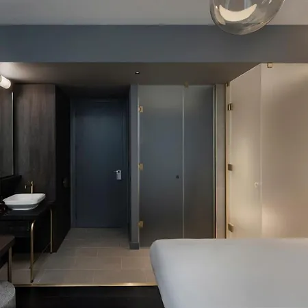 Hotel Amano Covent Garden 4*