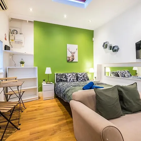 Verv Islington 5*