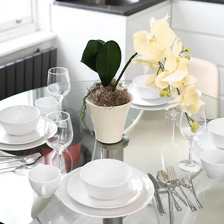 Penthousestays Notting Hill: Chic 2-bedroom Near Portobello Road London