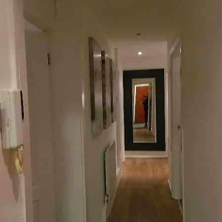 Apartment 2 Bed *