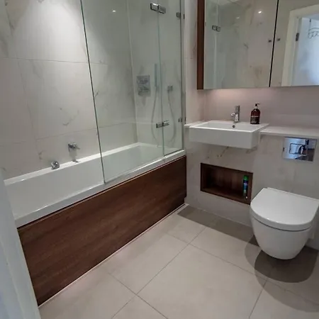 2 Bed 2 Bath - Amazing Views Of And River Thames Apartamento