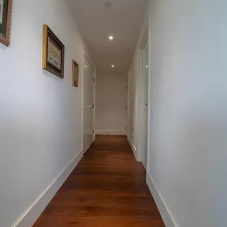 2 Bed 2 Bath - Amazing Views Of And River Thames Londres