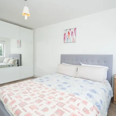 Apartamento Modern 2-bedroom Flat Near Chelsea Londres